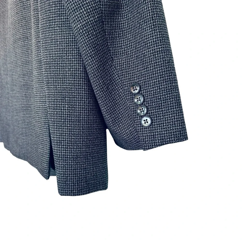 Calvin Klein 48L Gray Black Houndstooth Wool Blazer 2 Button Double Vent Sport